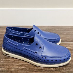Native Shoes Dodger Blue Howards Mens Size 9 NWOT